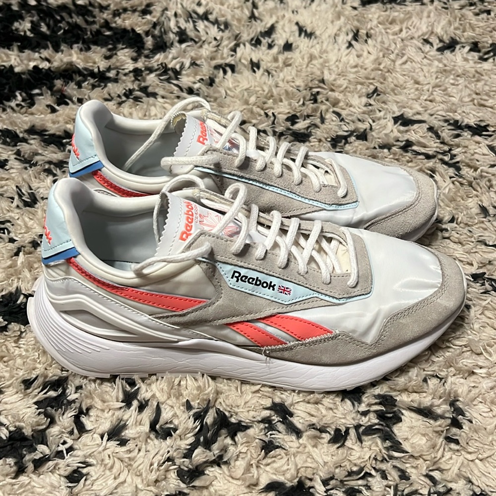 Reebok classic Legacy az size 10 women’s